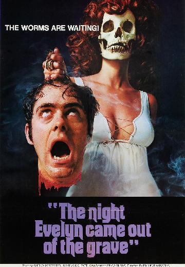 The Night Evelyn Came Out of the Grave poster
